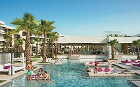 Breathless Riviera Cancun Resort And Spa
